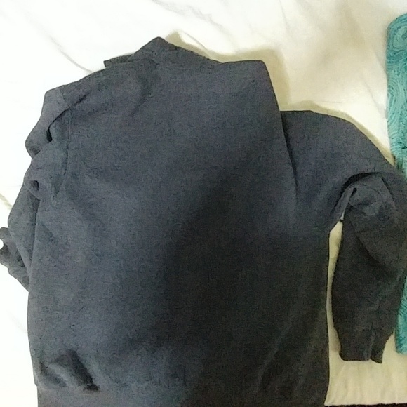 Hoodies - Picture 4 of 4